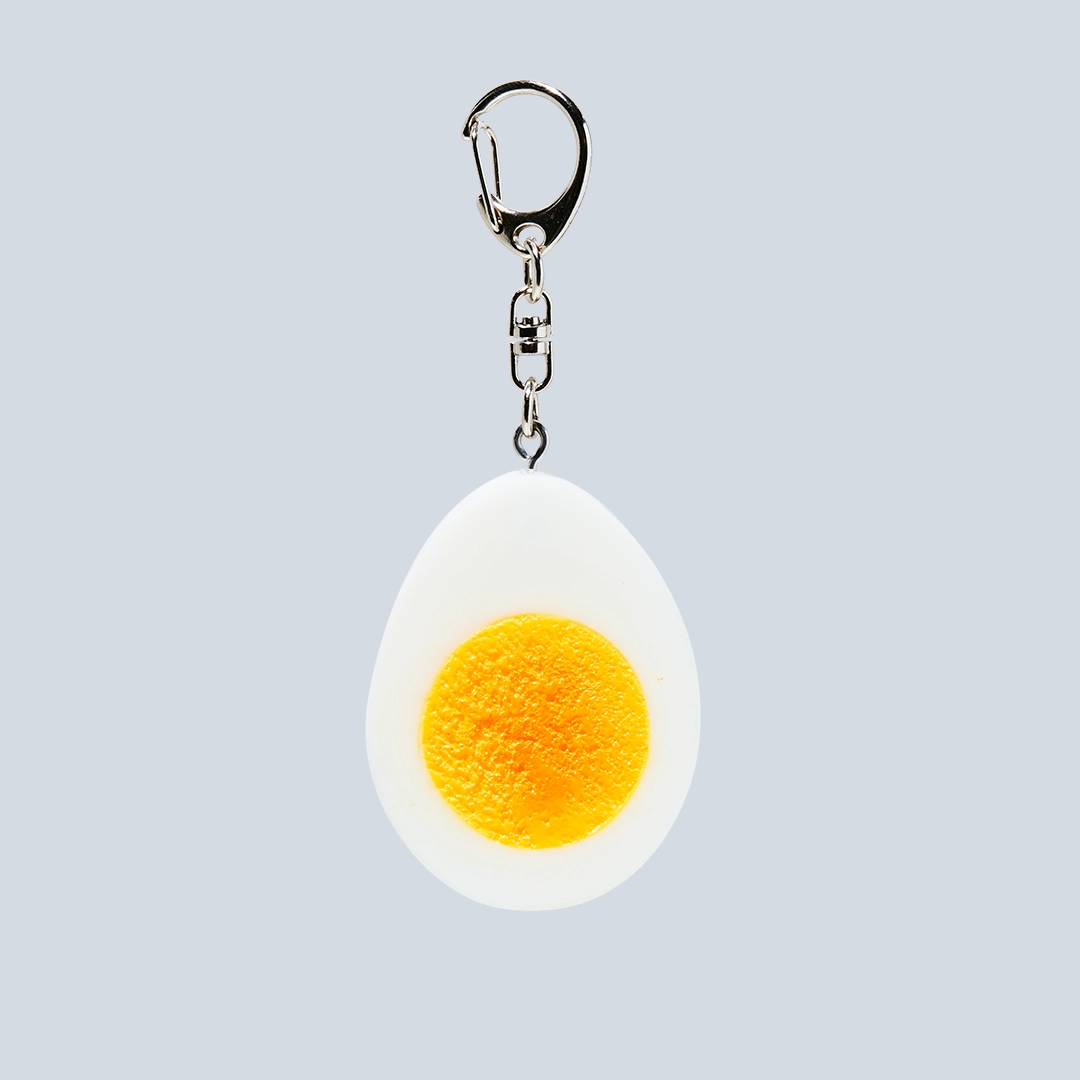 Nøkkelring med kokt eggskive